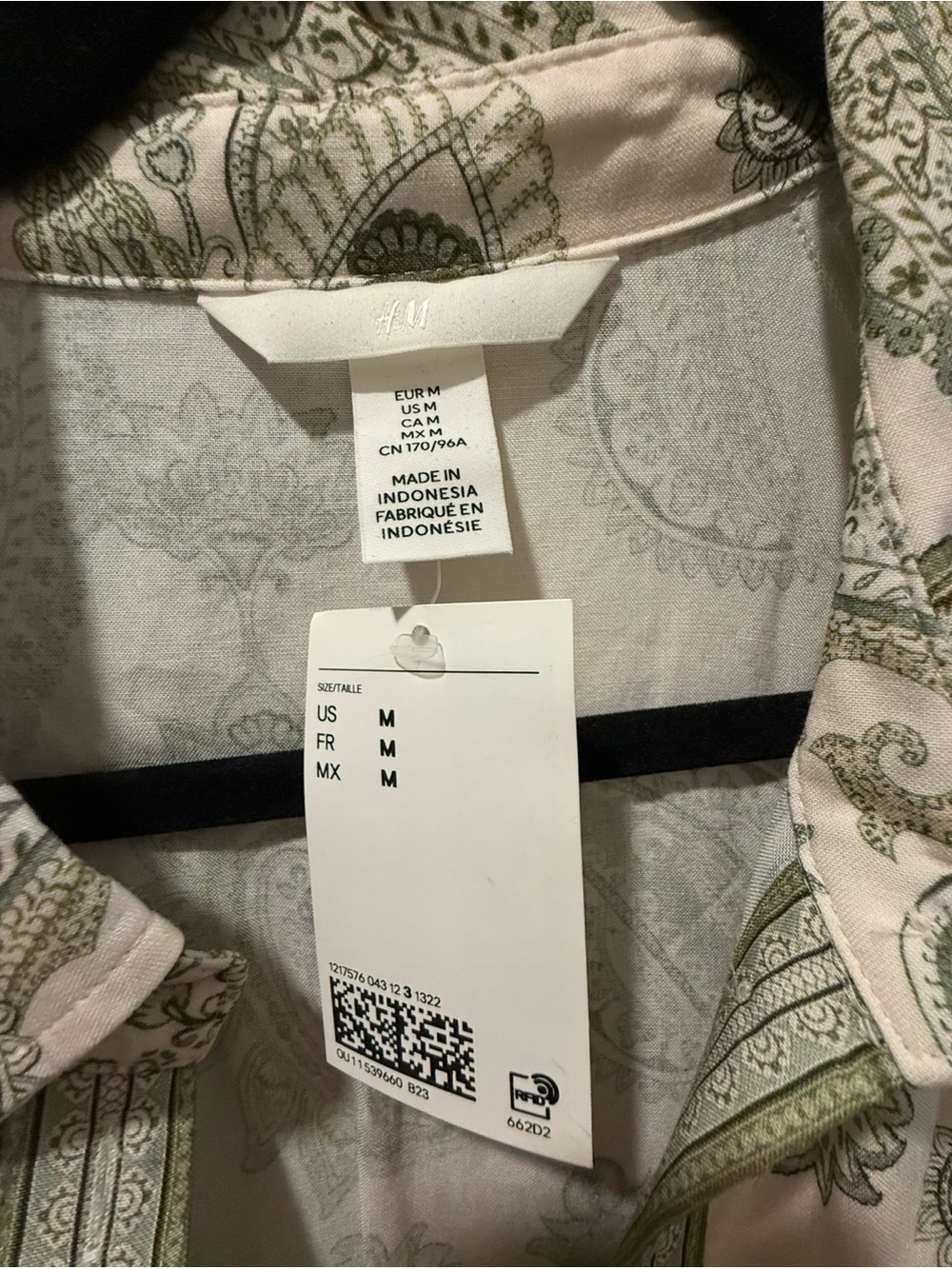 H&M Cream and Olive Paisley Maxi Shirt Dress with Waist Tie - Picture 4 of 4